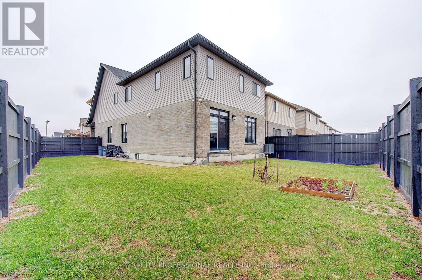 2910 Turner Crescent, London South, Ontario  N6M 0A1 - Photo 48 - X12967712