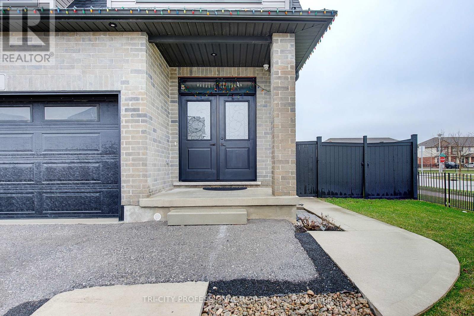 2910 Turner Crescent, London South, Ontario  N6M 0A1 - Photo 6 - X12967712