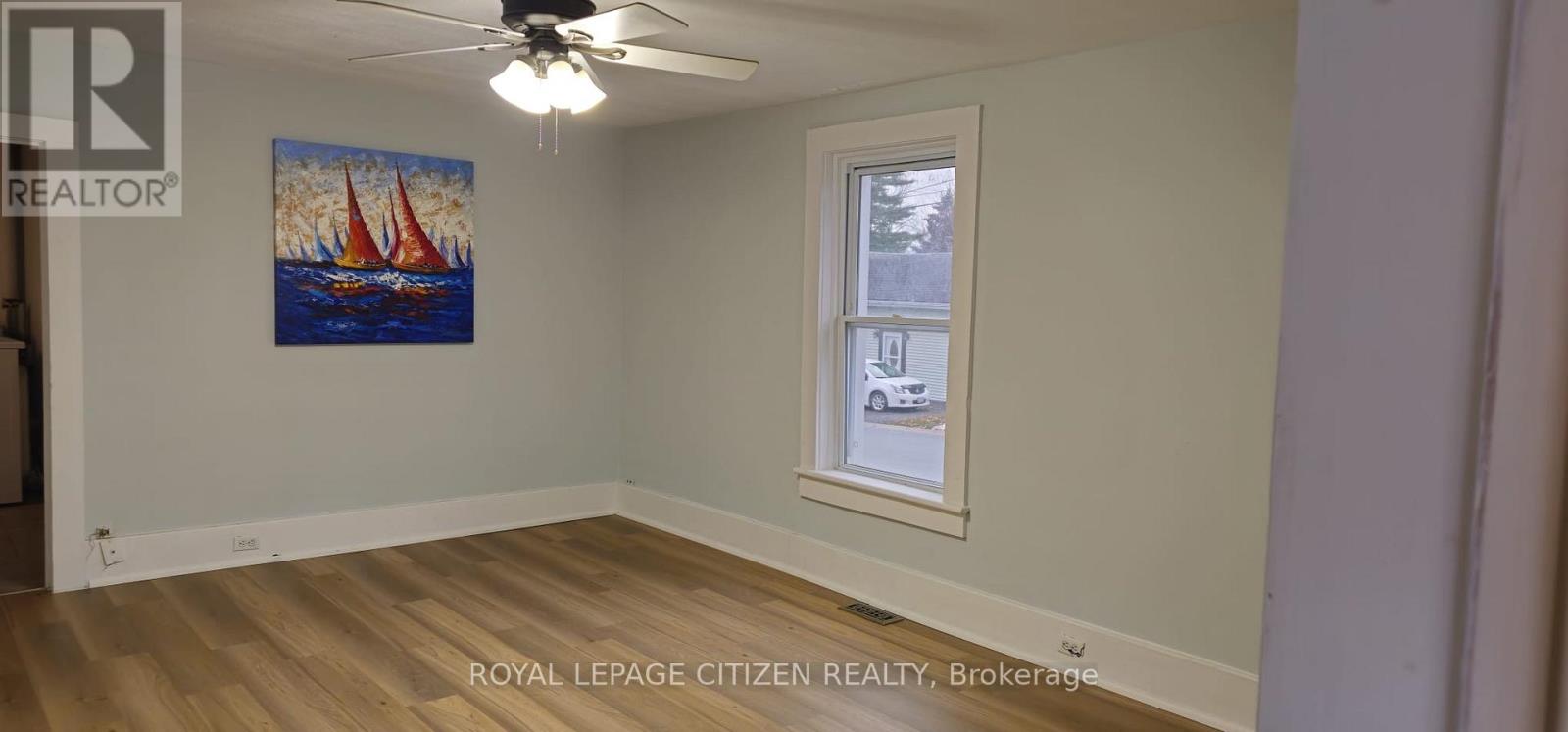 92 Mill Street W, Greater Napanee, Ontario  K7R 1X9 - Photo 4 - X12967724