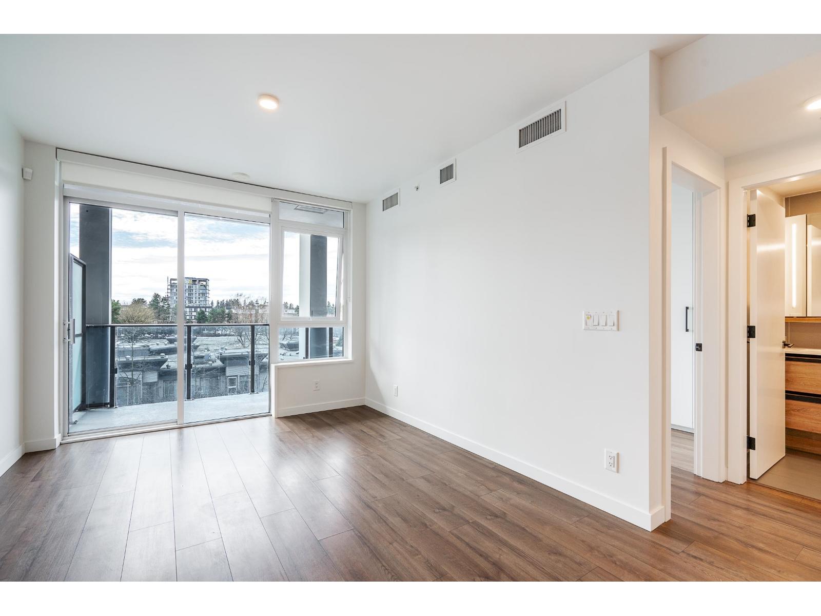 712 10448 University Drive, Surrey, British Columbia V3T 0K1 - Photo 11 - R3107845