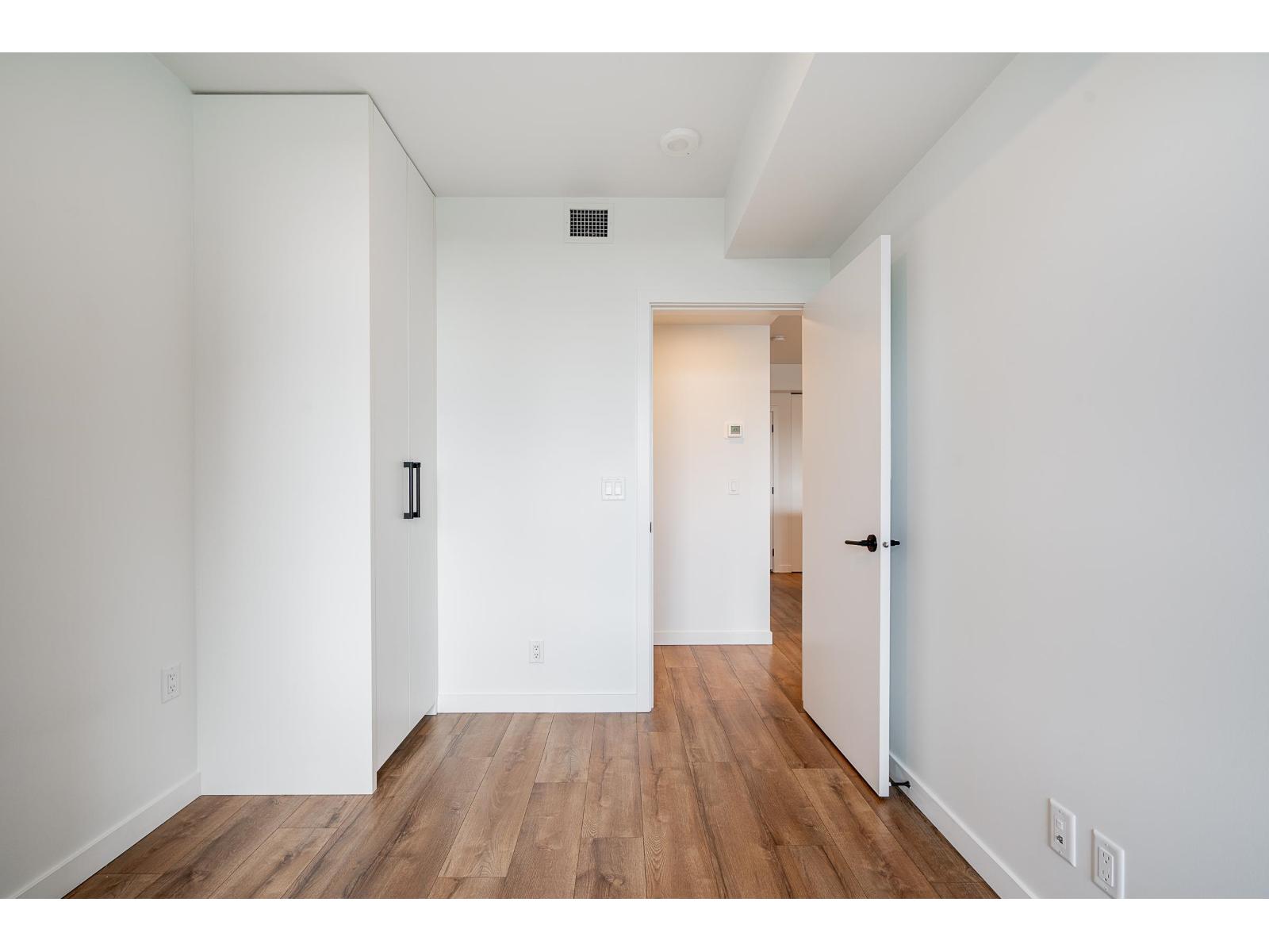 712 10448 University Drive, Surrey, British Columbia V3T 0K1 - Photo 12 - R3107845