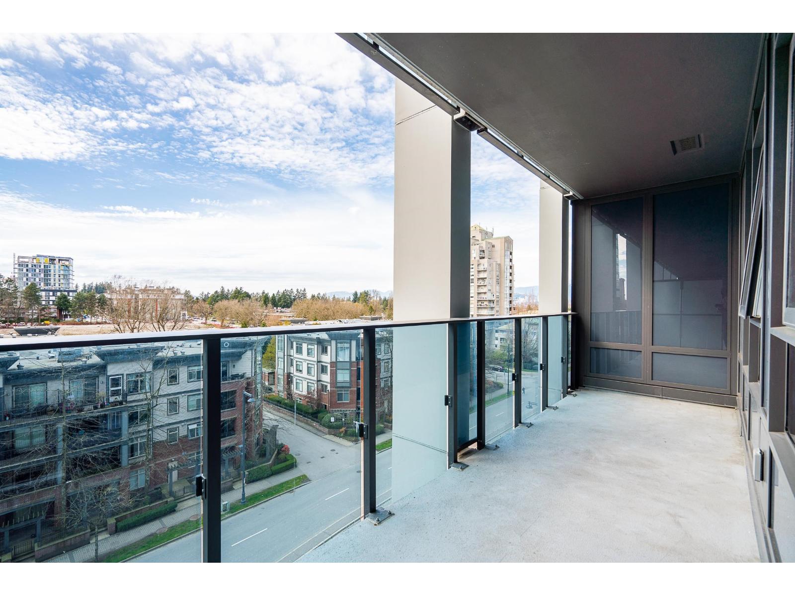 712 10448 University Drive, Surrey, British Columbia V3T 0K1 - Photo 15 - R3107845