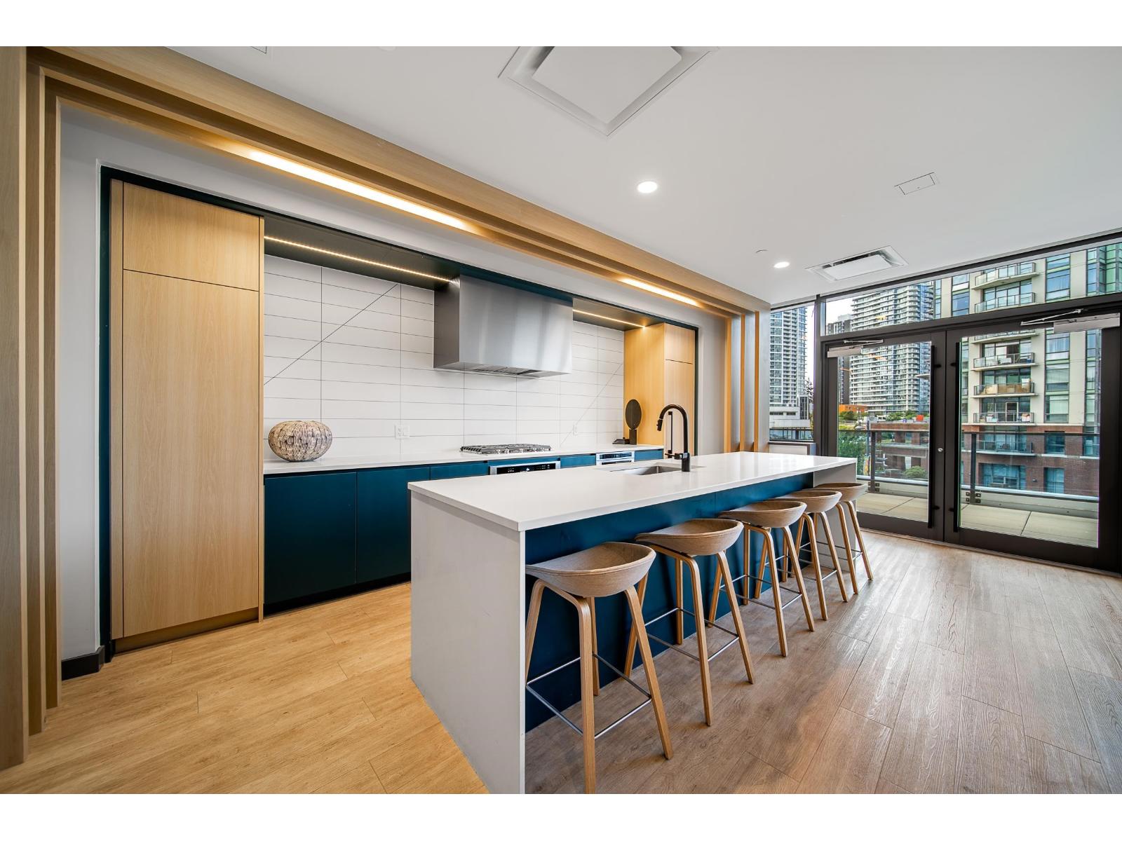 712 10448 University Drive, Surrey, British Columbia V3T 0K1 - Photo 22 - R3107845