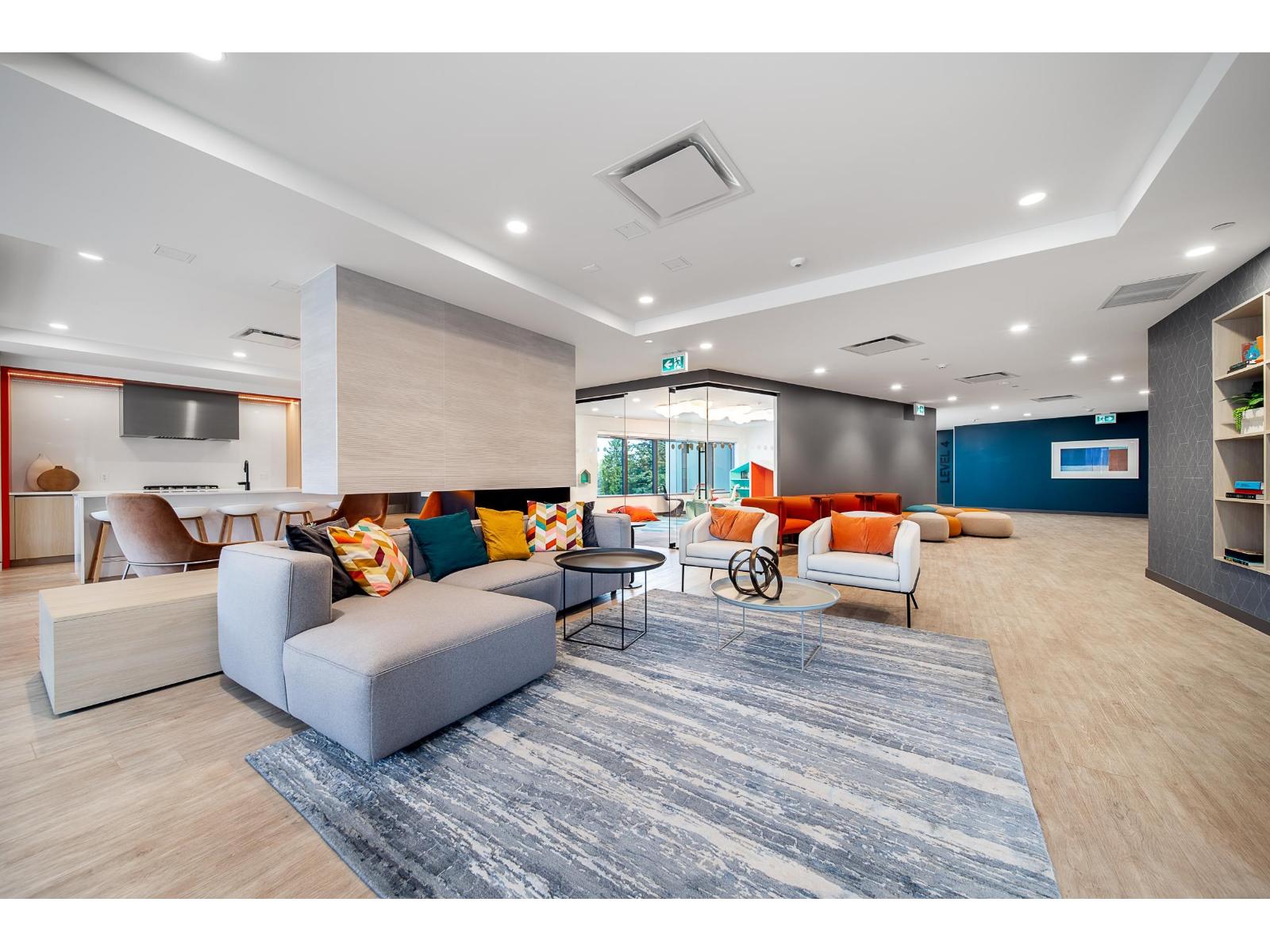 712 10448 University Drive, Surrey, British Columbia V3T 0K1 - Photo 32 - R3107845