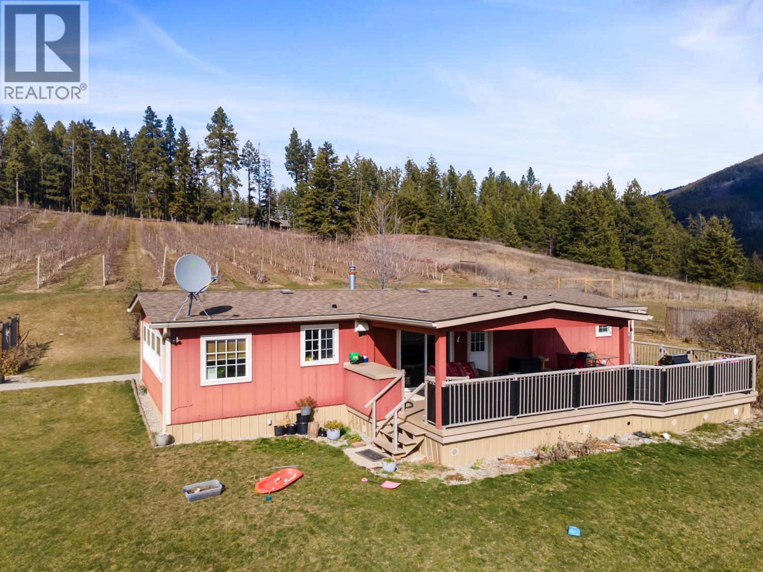 3806 38th Avenue, Erickson, British Columbia  V0B 1G1 - Photo 1 - 10378843