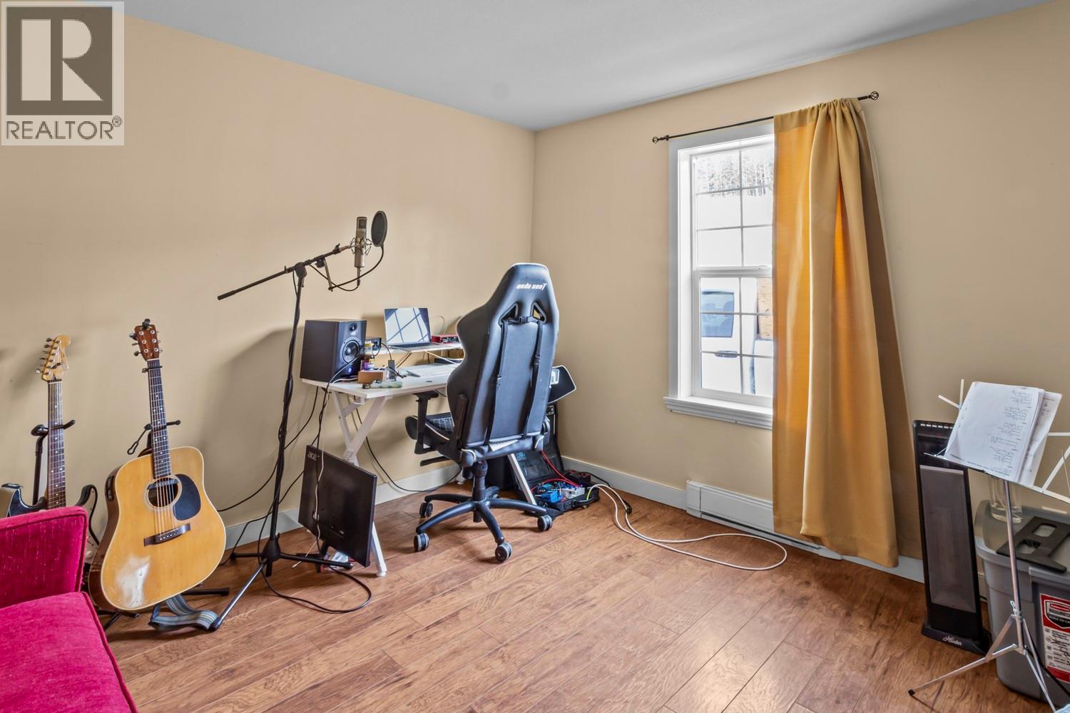 3806 38th Avenue, Erickson, British Columbia  V0B 1G1 - Photo 9 - 10378843