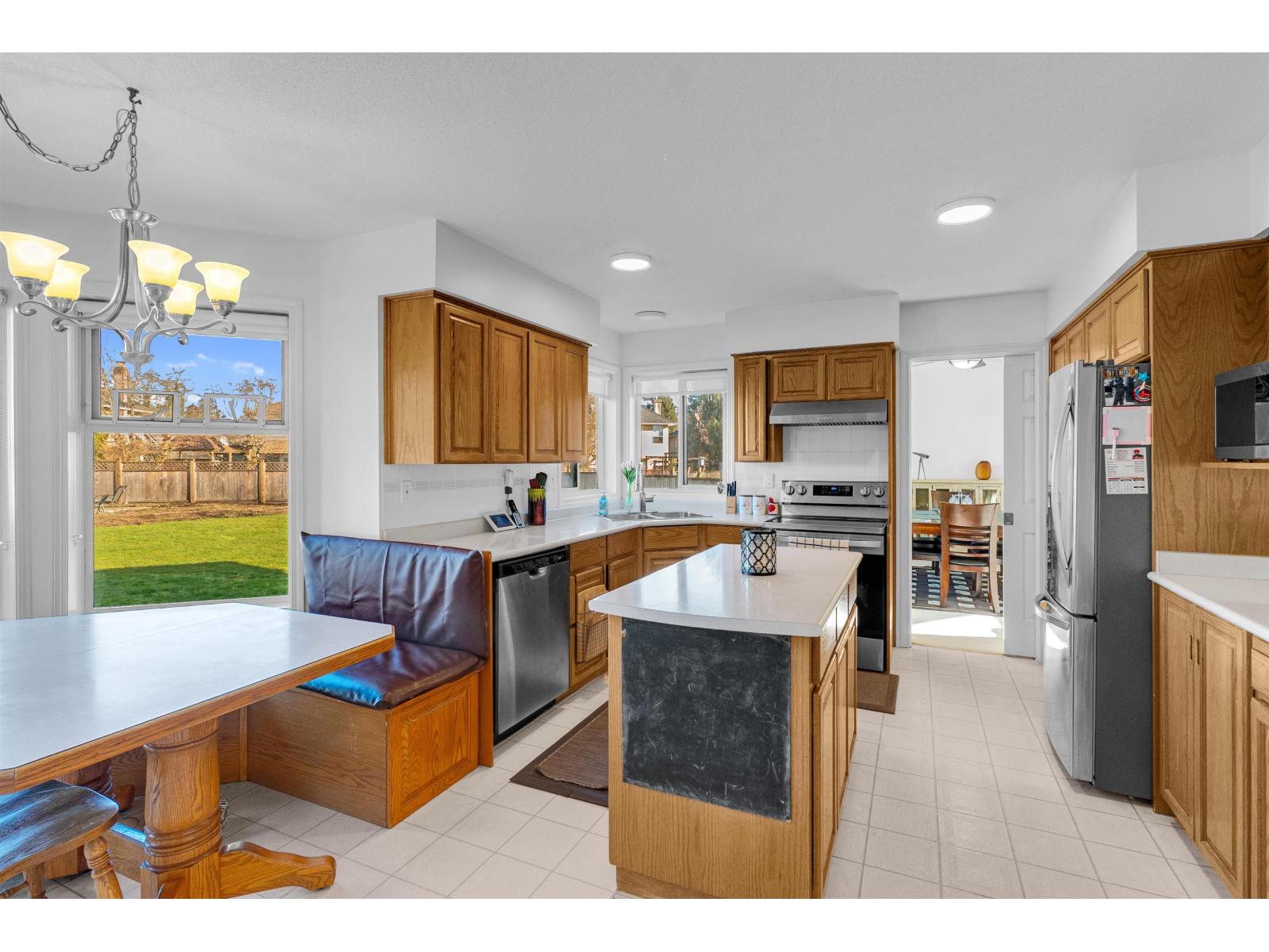 14247 86 Avenue, Surrey, British Columbia  V3W 0S6 - Photo 6 - R3107122