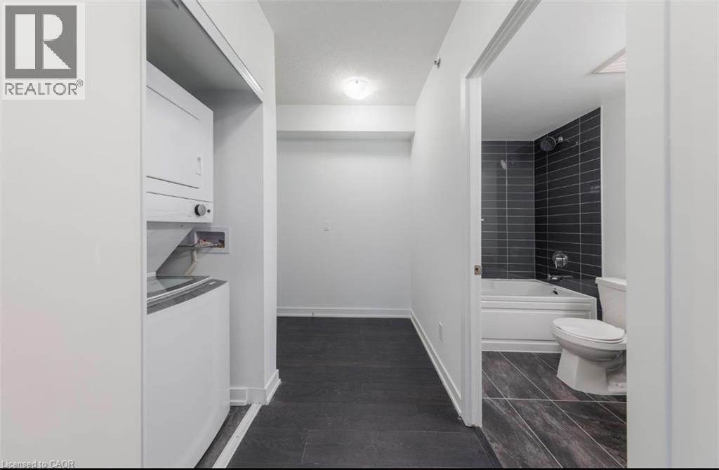 3200 Dakota Common Unit# B613, Burlington, Ontario  L7M 2A9 - Photo 7 - 40818311