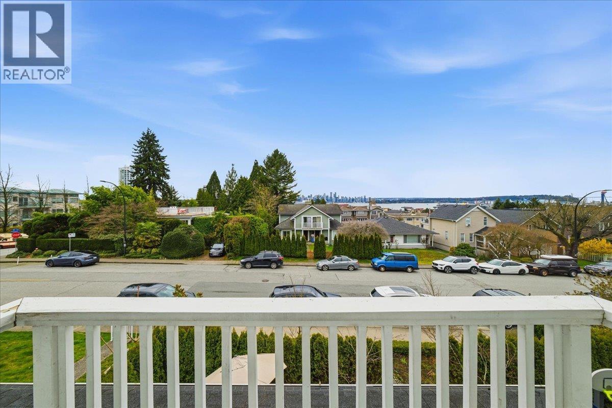 210 W 5th Street, North Vancouver, British Columbia  V7M 1K1 - Photo 23 - R3107730