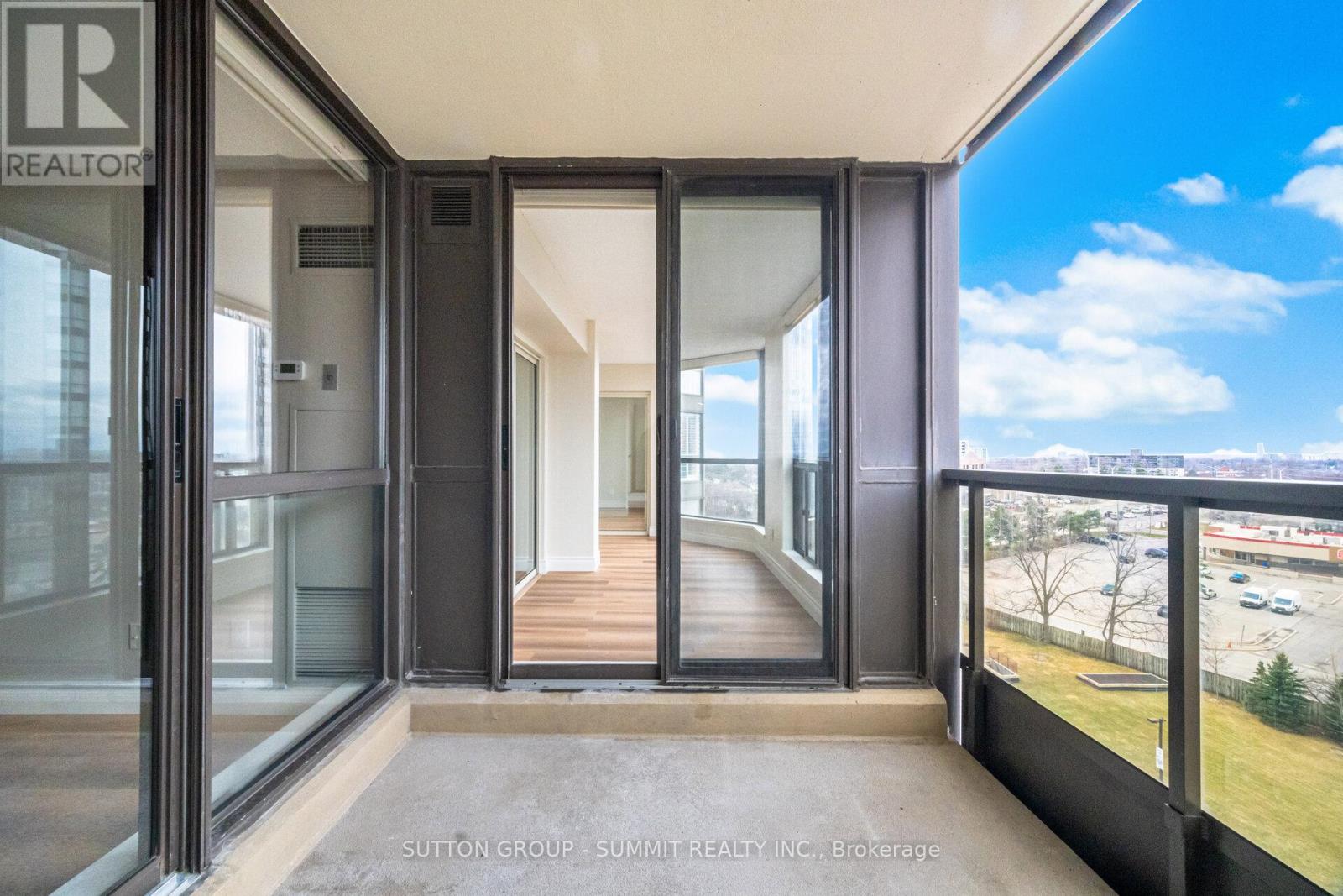 806 - 1111 Bough Beeches Boulevard, Mississauga, Ontario  L4W 4N1 - Photo 33 - W12953610