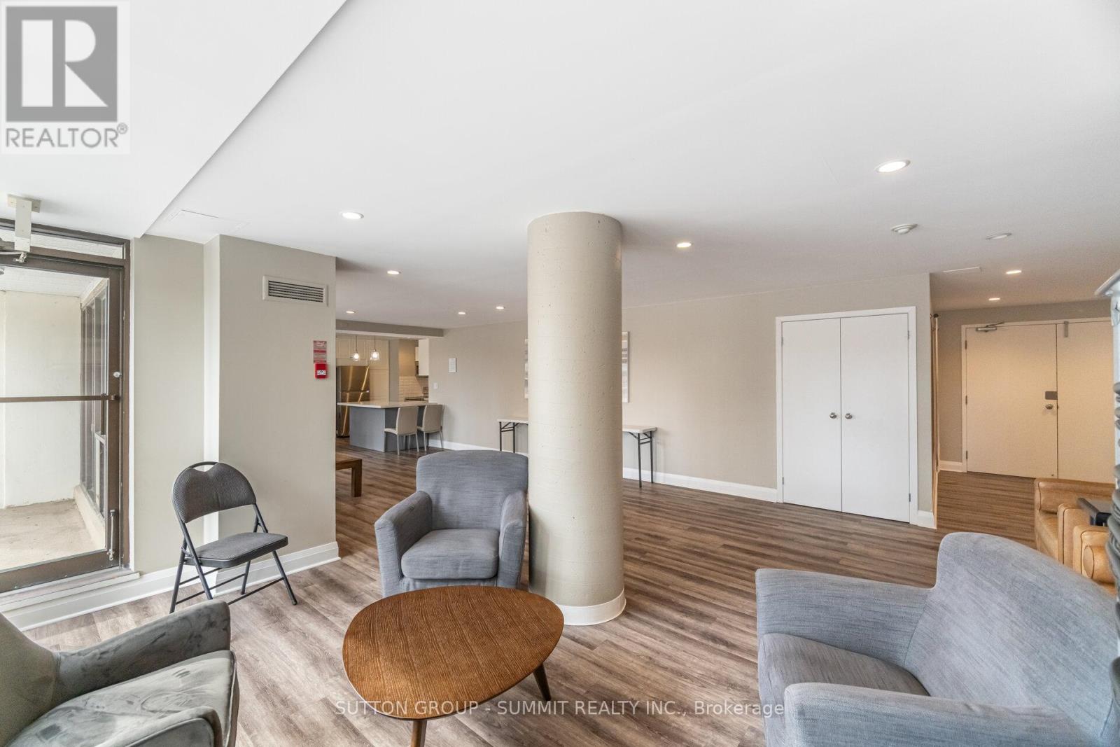 806 - 1111 Bough Beeches Boulevard, Mississauga, Ontario  L4W 4N1 - Photo 41 - W12953610