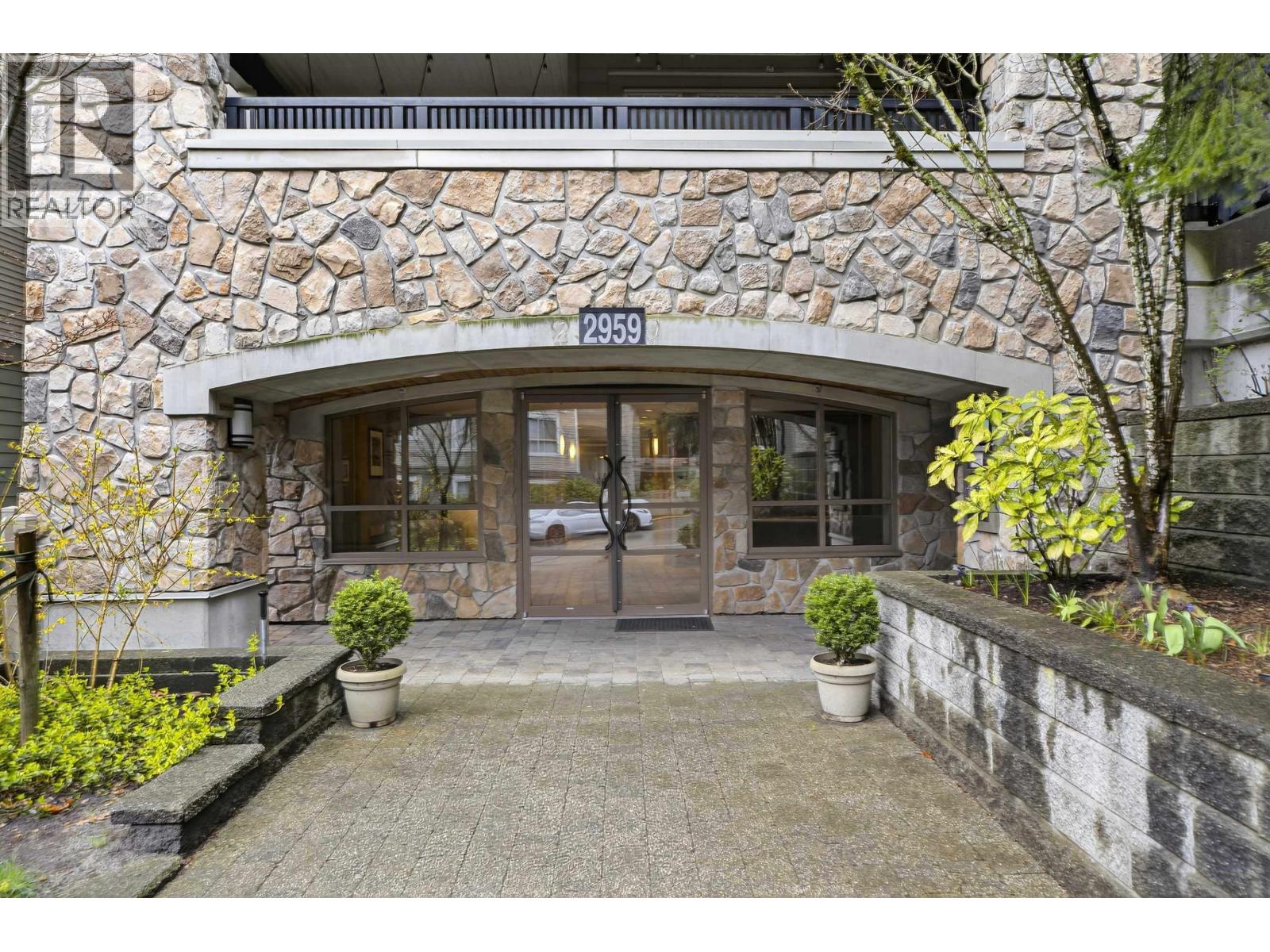 312 2959 Silver Springs Boulevard, Coquitlam, British Columbia  V3E 3S5 - Photo 2 - R3107769