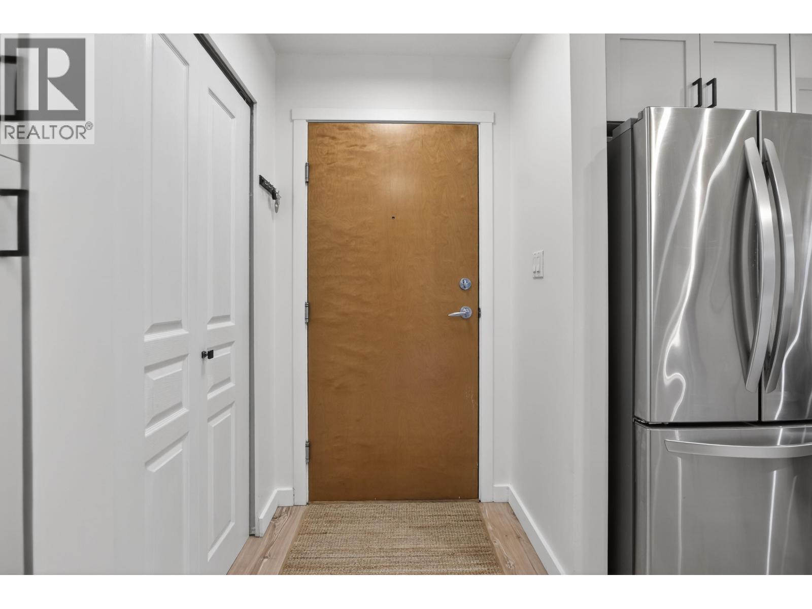 312 2959 Silver Springs Boulevard, Coquitlam, British Columbia  V3E 3S5 - Photo 3 - R3107769