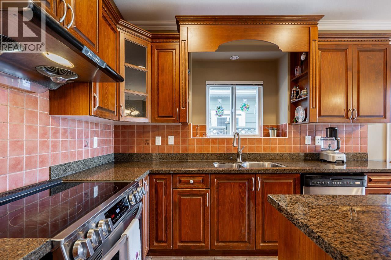 903 Cliff Avenue, Burnaby, British Columbia  V5A 2J4 - Photo 14 - R3107786