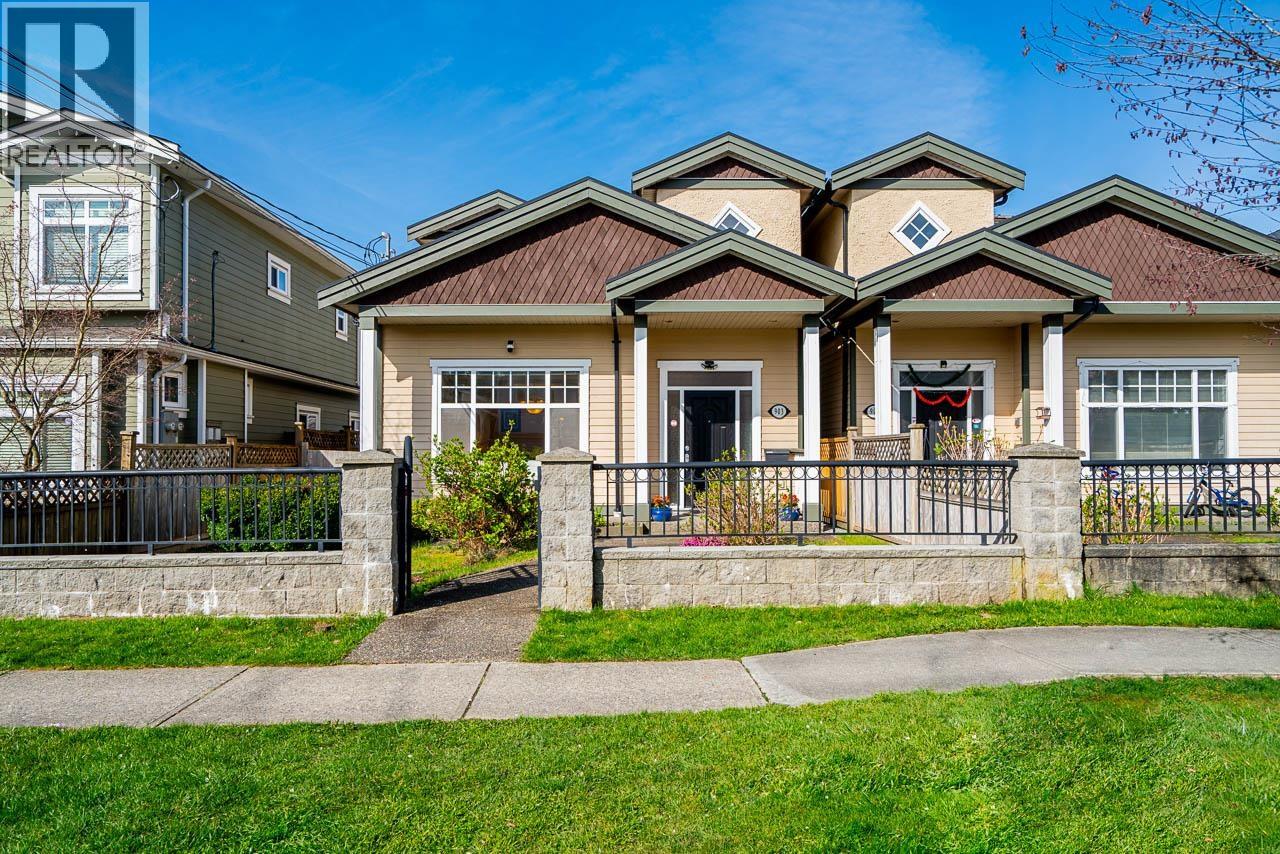 903 Cliff Avenue, Burnaby, British Columbia  V5A 2J4 - Photo 2 - R3107786