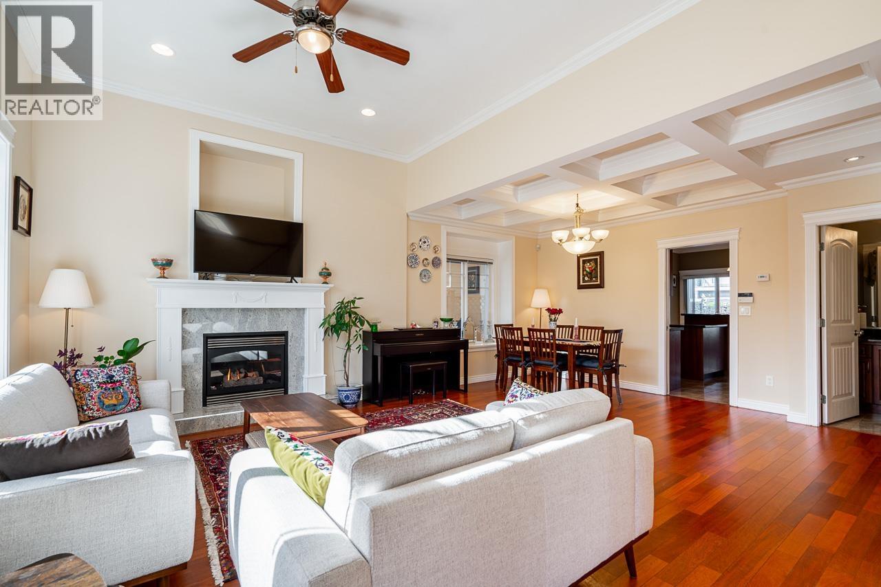 903 Cliff Avenue, Burnaby, British Columbia  V5A 2J4 - Photo 5 - R3107786