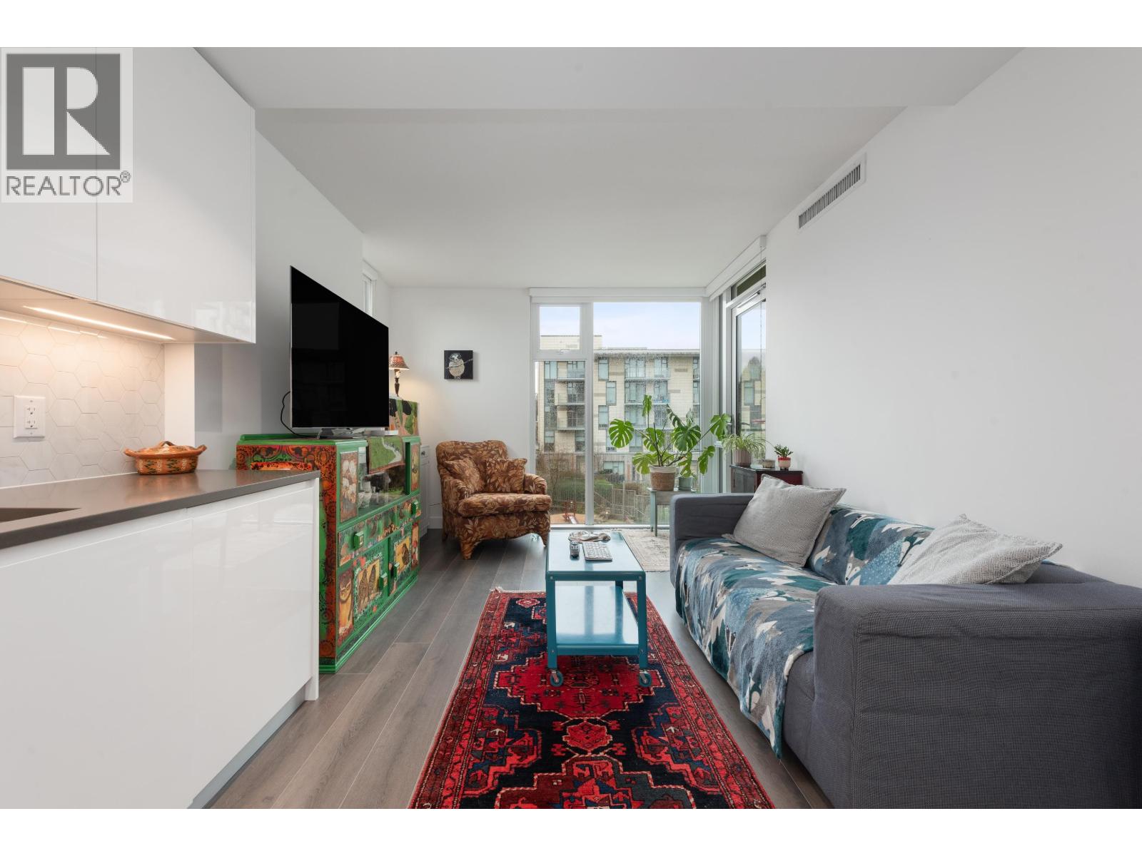 305 8138 Fraser Street, Vancouver, British Columbia  V5X 0J8 - Photo 5 - R3107787