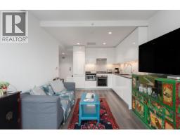 305 8138 FRASER STREET, Vancouver, British Columbia