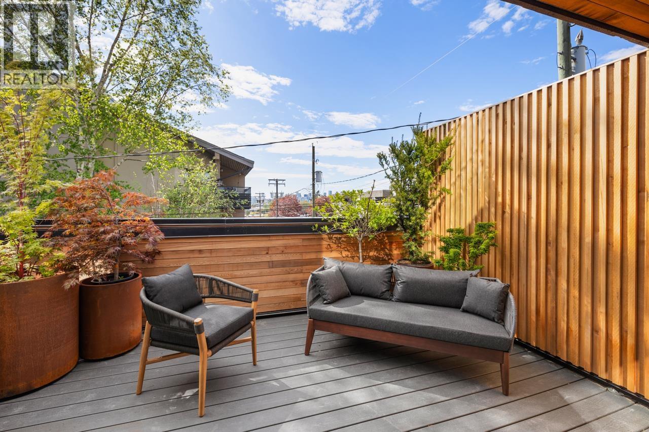 1331 Cotton Drive, Vancouver, British Columbia V5L 3T8 - Photo 12 - R3107807