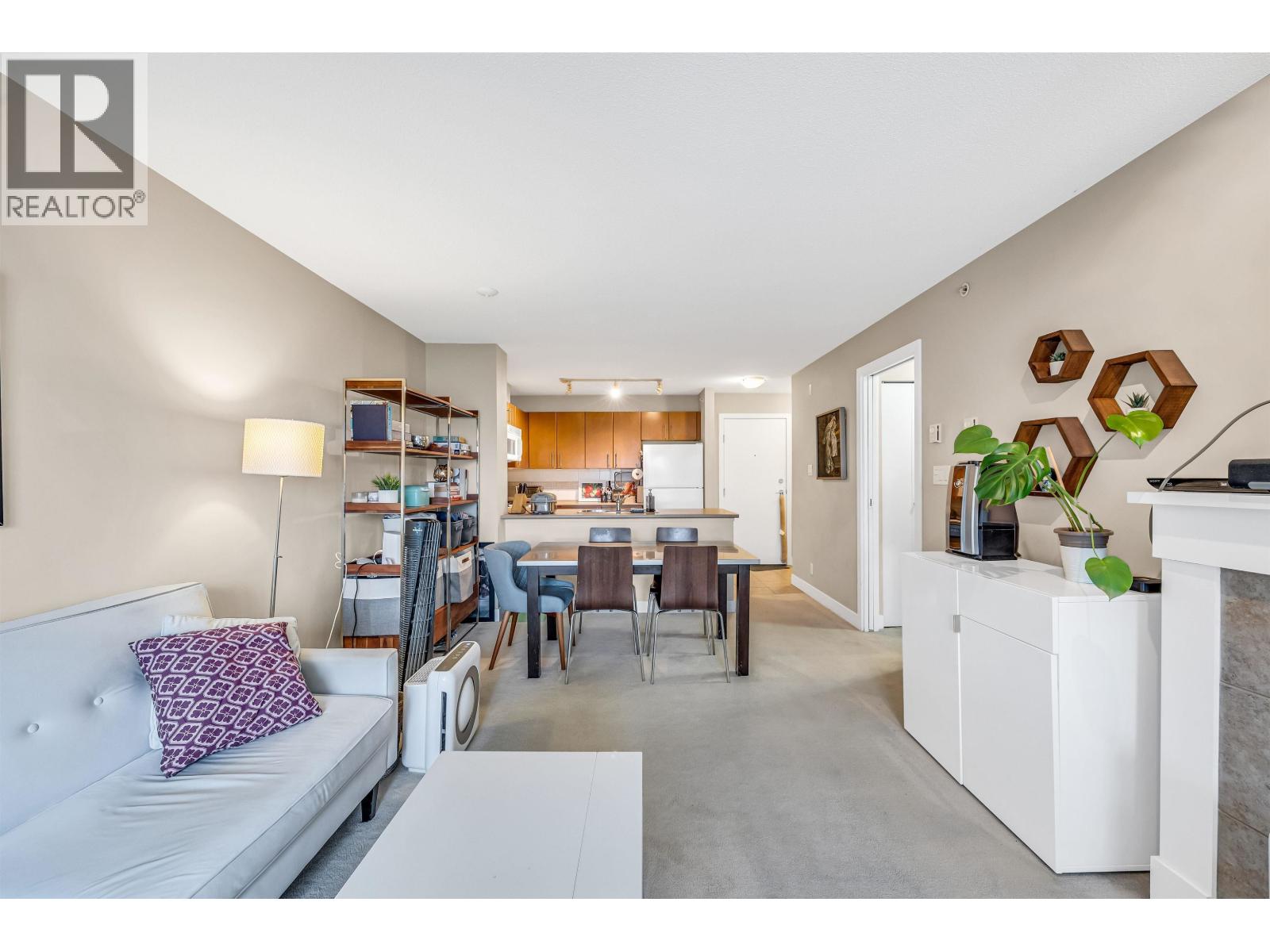 403 7088 Mont Royal Square, Vancouver, British Columbia  V5S 4X7 - Photo 11 - R3107835