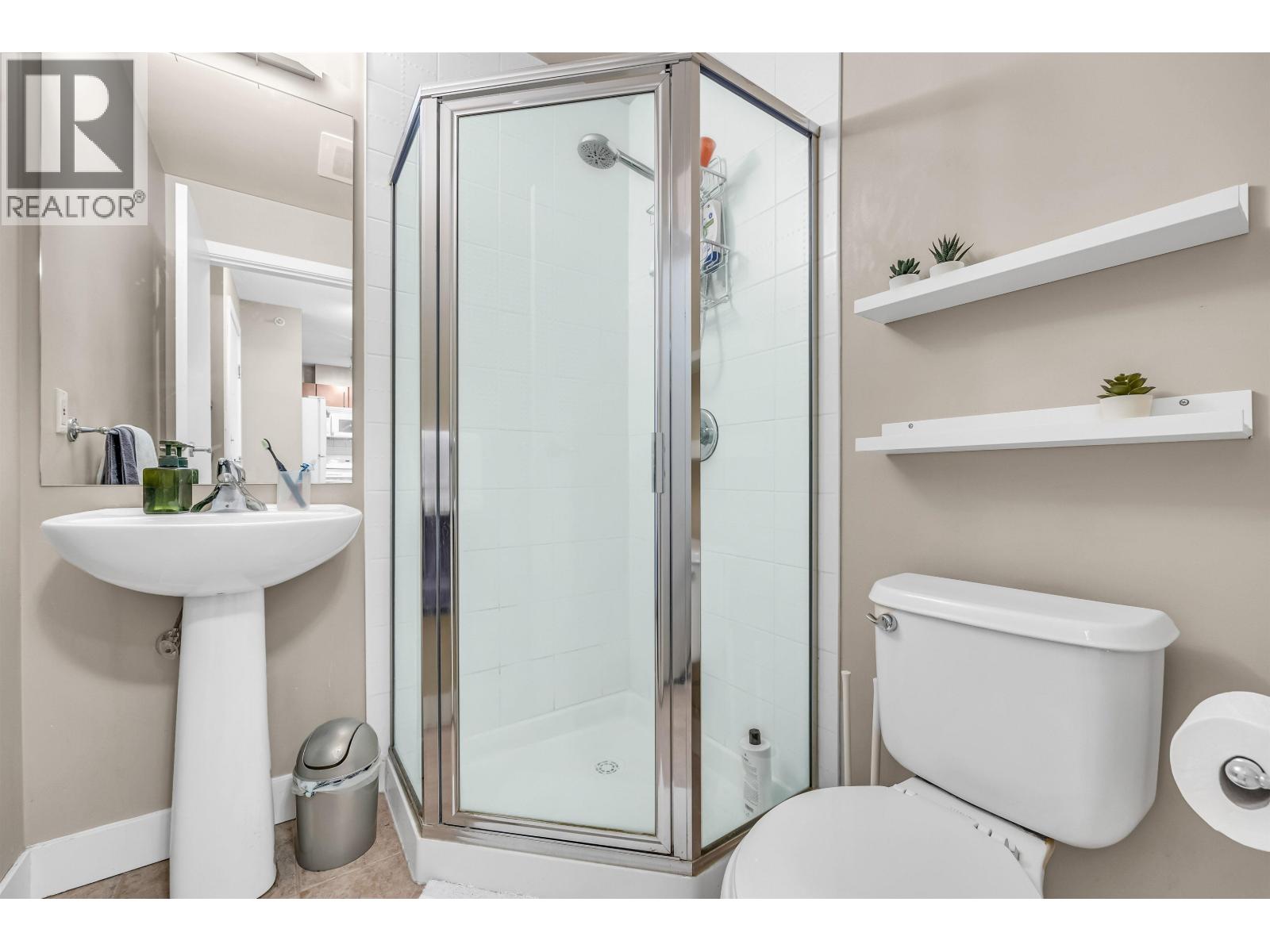 403 7088 Mont Royal Square, Vancouver, British Columbia  V5S 4X7 - Photo 17 - R3107835