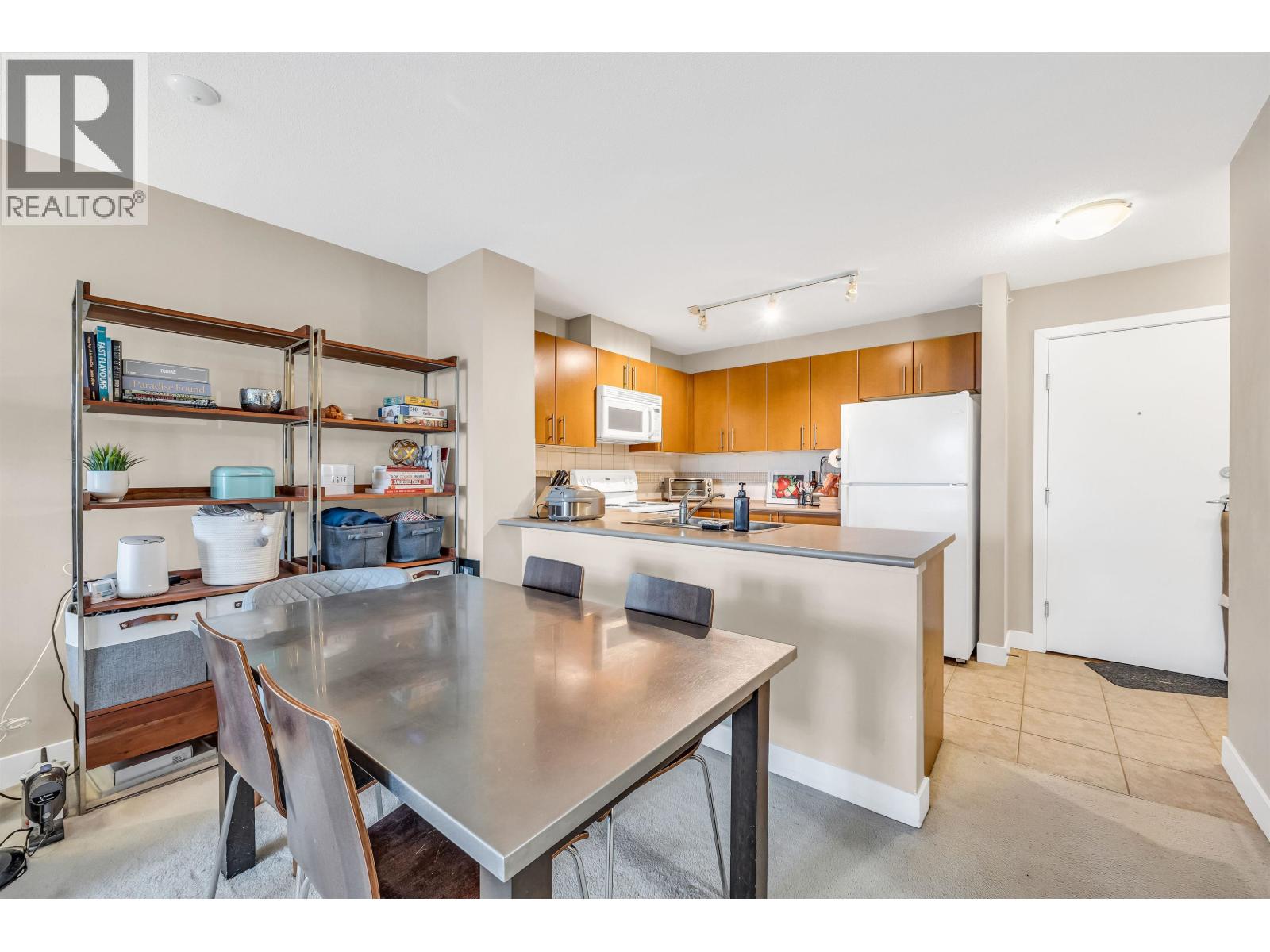 403 7088 Mont Royal Square, Vancouver, British Columbia  V5S 4X7 - Photo 7 - R3107835