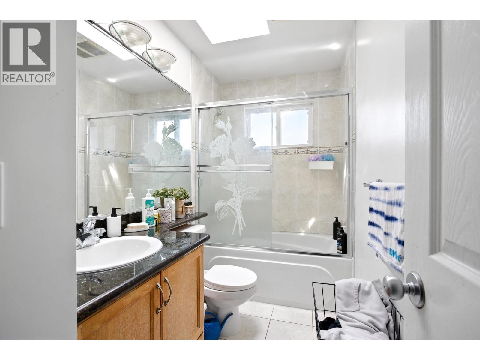 4316 Hurst Street, Burnaby, British Columbia V5J 1M9 - Photo 16 - R3107863