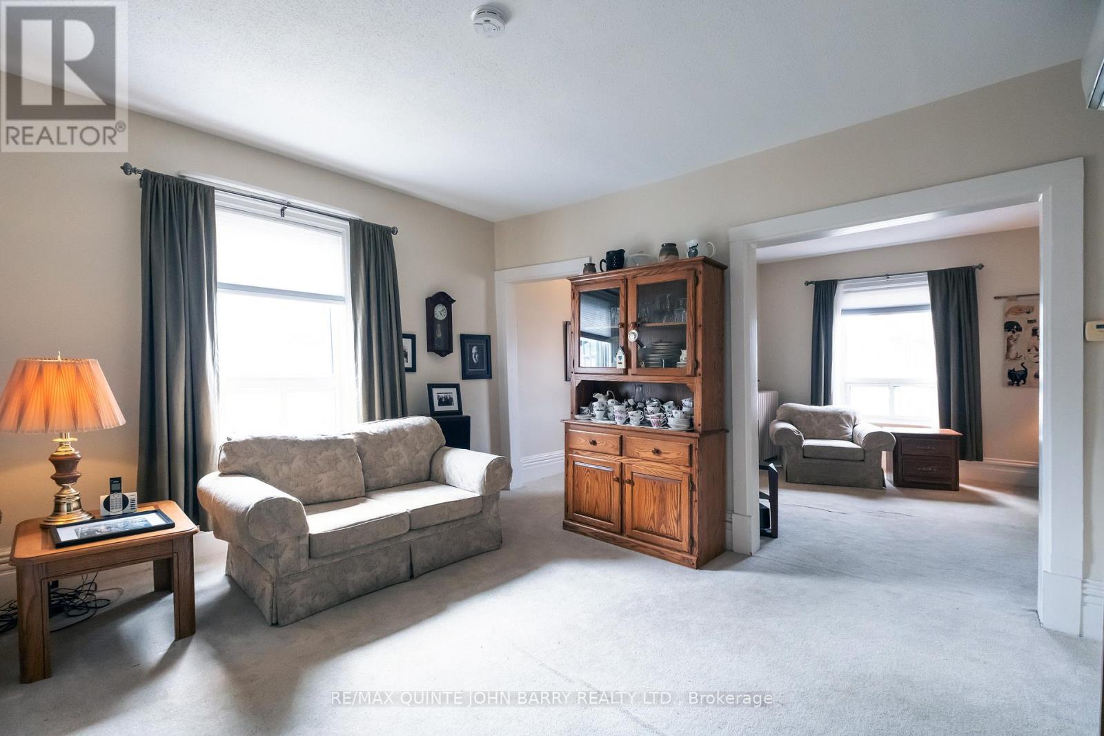 77 Cedar Street, Belleville, Ontario  K8P 3M2 - Photo 9 - X12967828