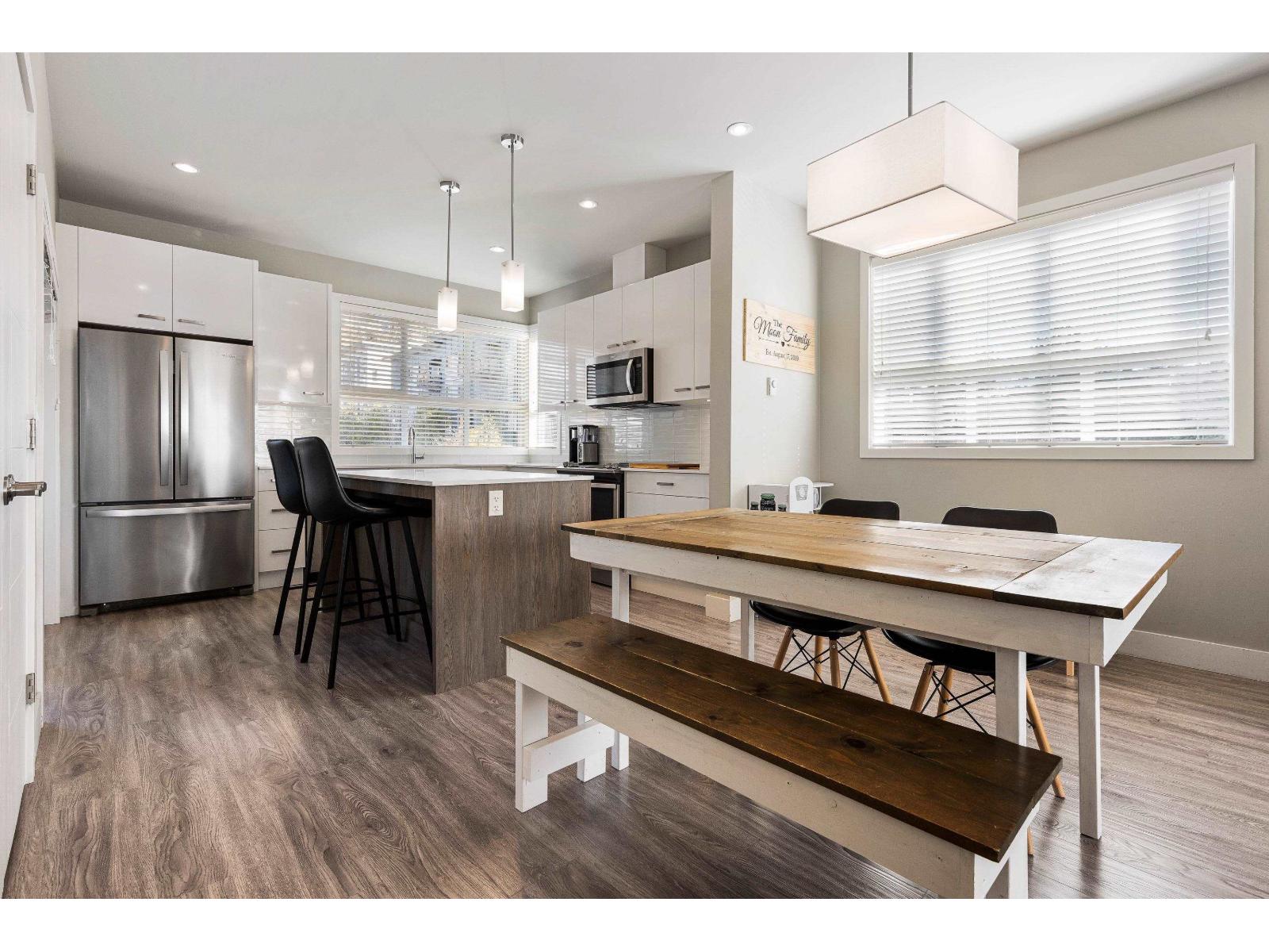 18 1938 North Parallel Road, Abbotsford, British Columbia  V3G 0H1 - Photo 4 - R3105675