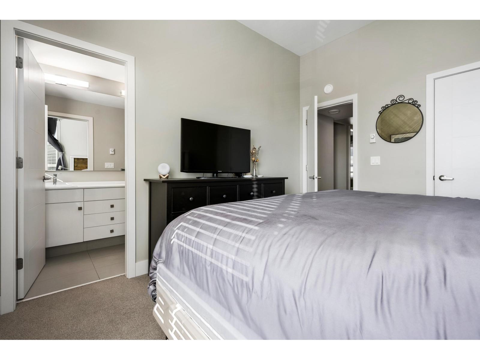 18 1938 North Parallel Road, Abbotsford, British Columbia  V3G 0H1 - Photo 19 - R3105675