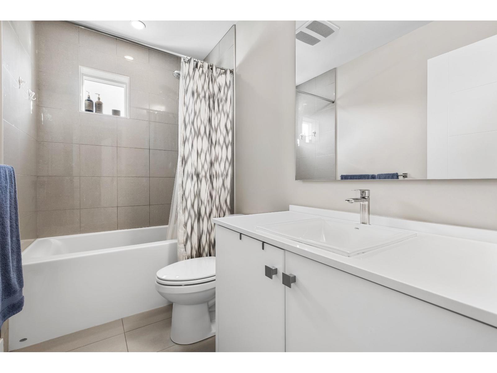 18 1938 North Parallel Road, Abbotsford, British Columbia  V3G 0H1 - Photo 23 - R3105675