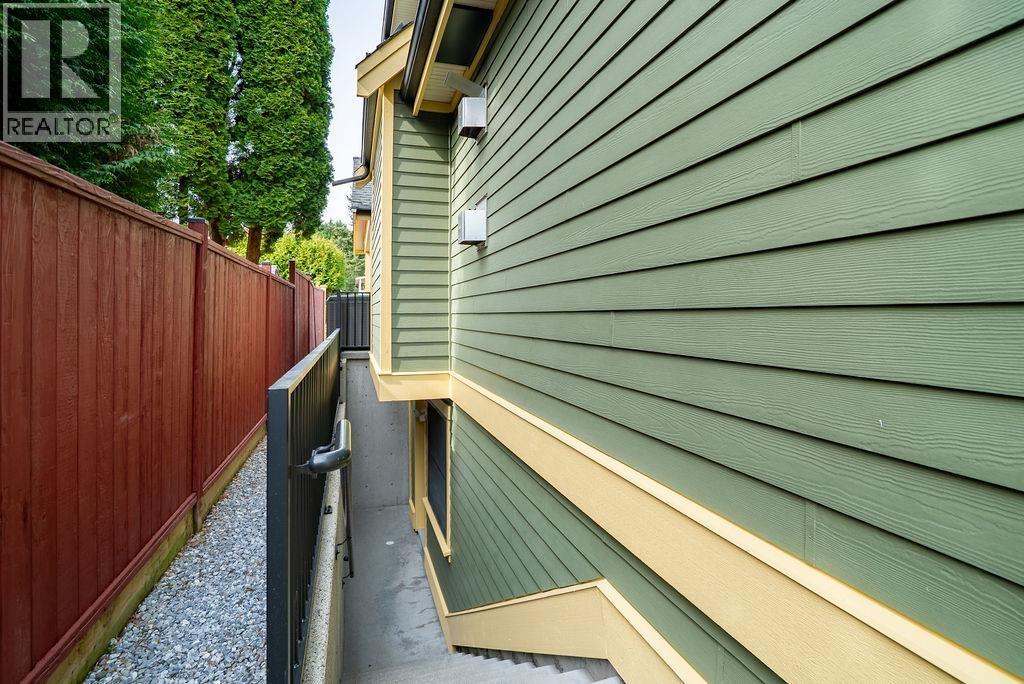 674 Colinet Street, Coquitlam, British Columbia V3J 4X4 - Photo 32 - R3107799