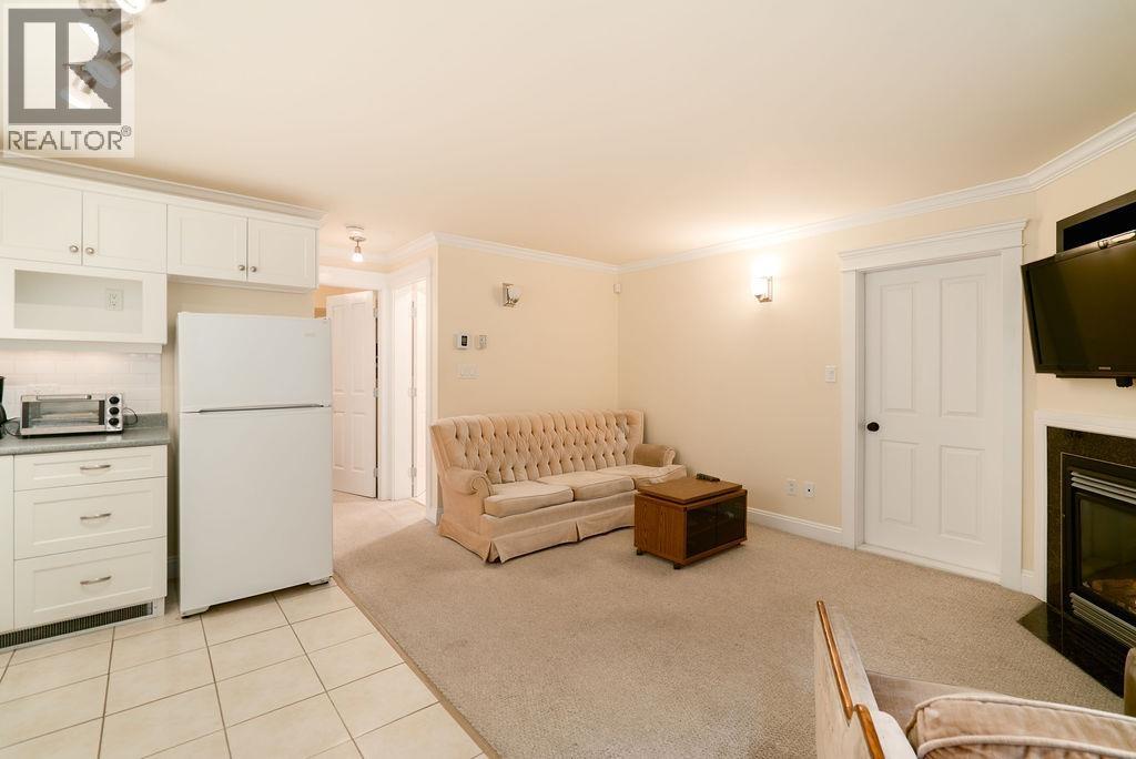 674 Colinet Street, Coquitlam, British Columbia V3J 4X4 - Photo 34 - R3107799