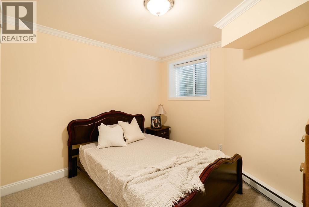 674 Colinet Street, Coquitlam, British Columbia V3J 4X4 - Photo 36 - R3107799