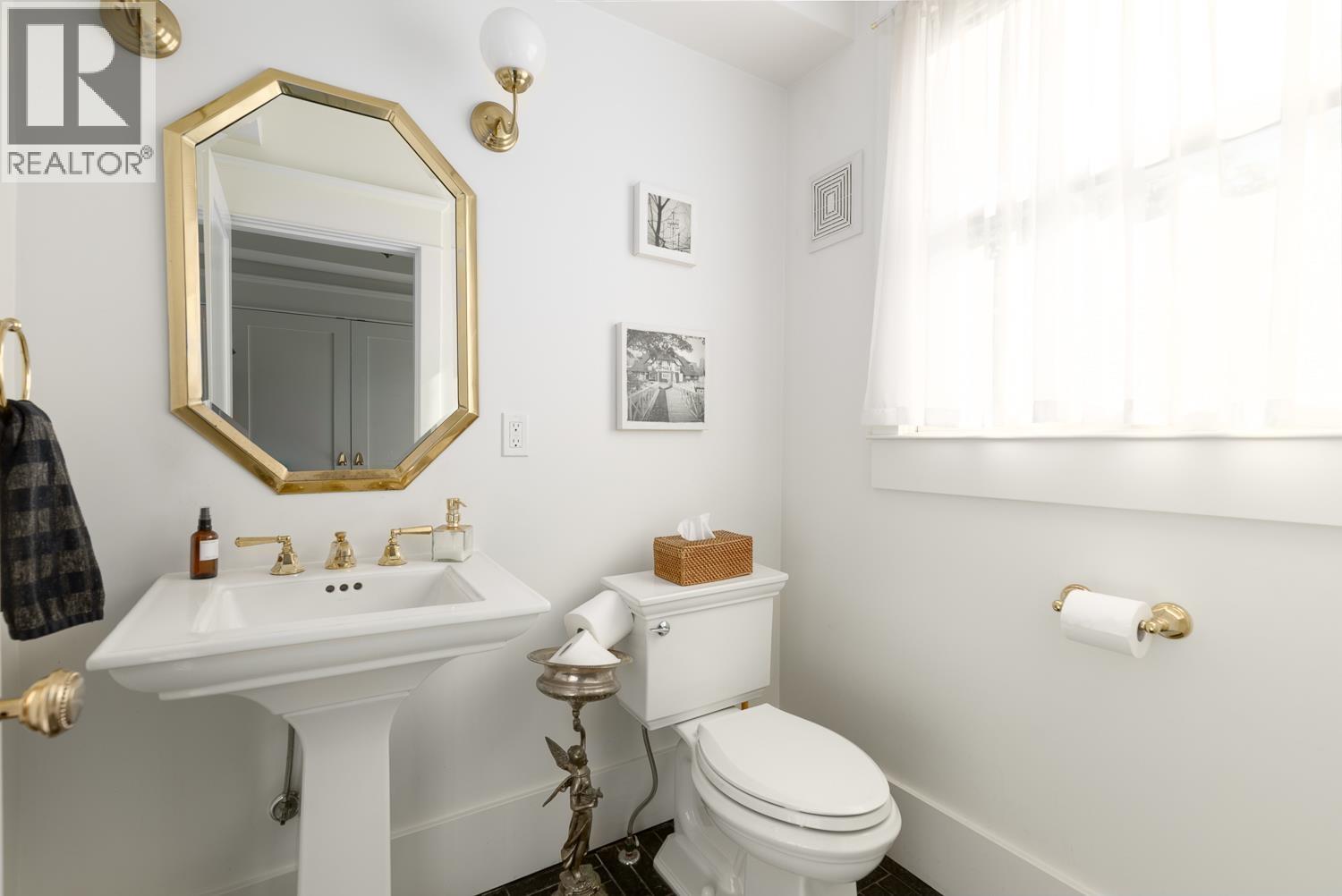 1924 Parker Street, Vancouver, British Columbia V5L 2L3 - Photo 24 - R3107803