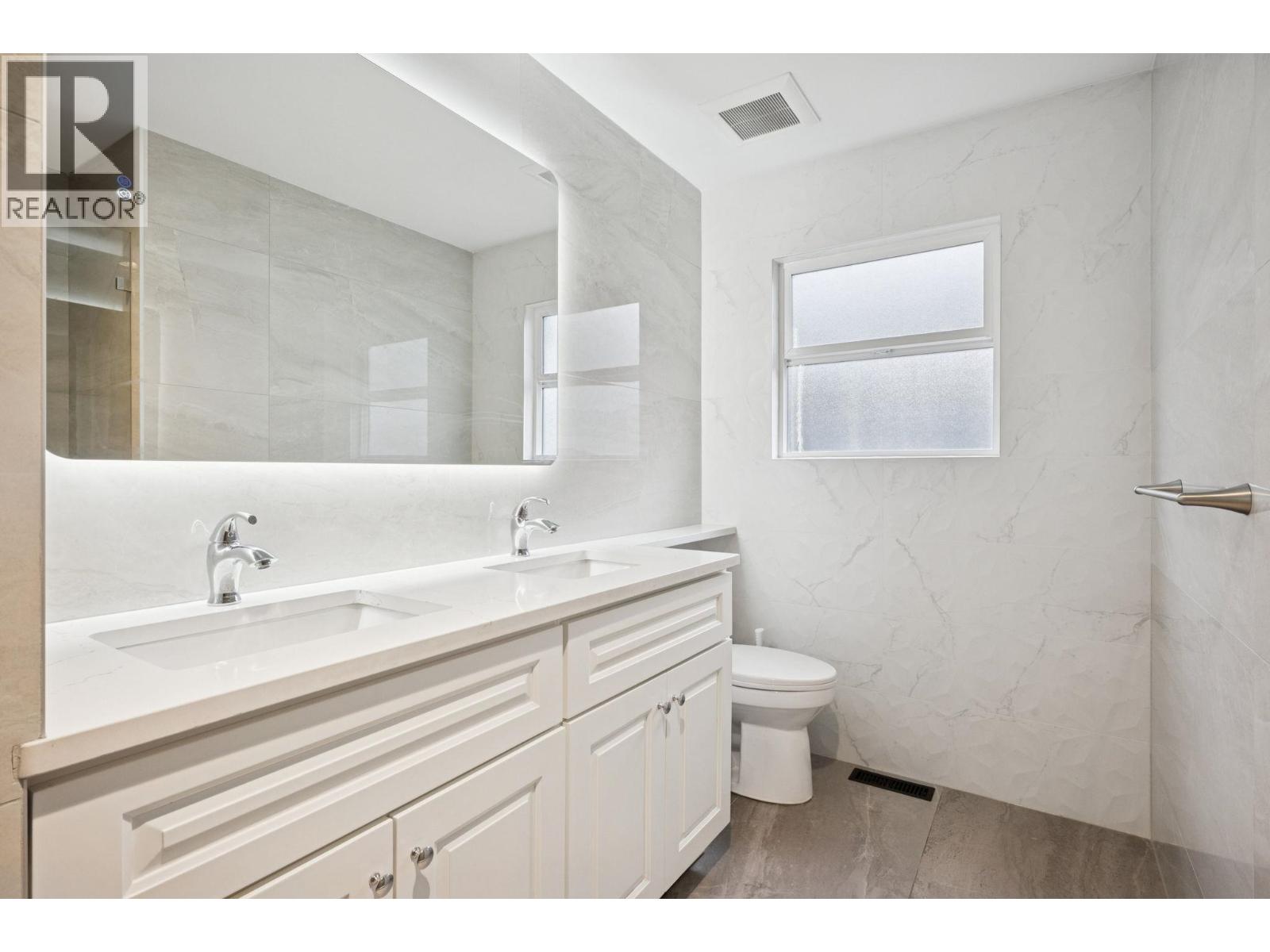 4811 Lancelot Drive, Richmond, British Columbia  V7C 4S4 - Photo 14 - R3107828