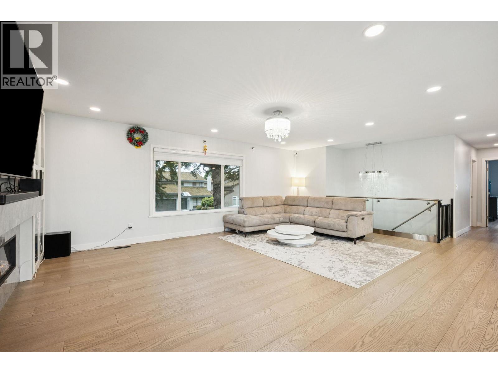 4811 Lancelot Drive, Richmond, British Columbia  V7C 4S4 - Photo 4 - R3107828