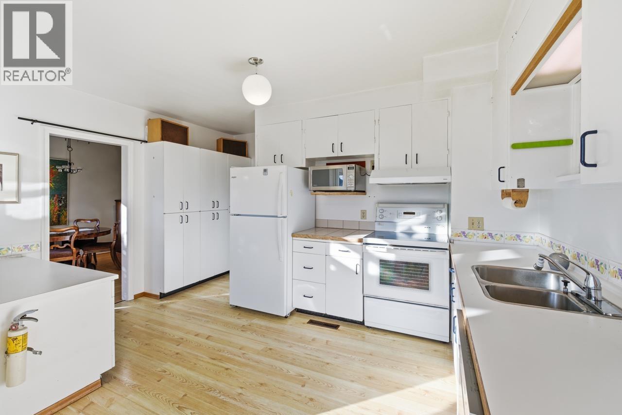 3760 W 29th Avenue, Vancouver, British Columbia  V6S 1T4 - Photo 10 - R3107830