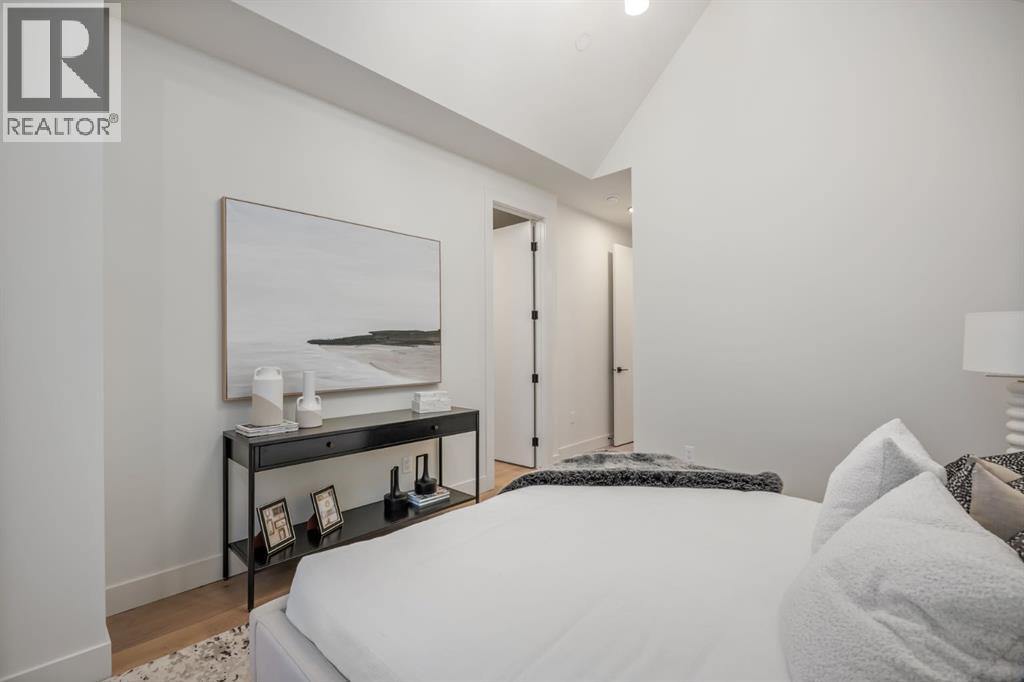 727 15 Street NW, Calgary, Alberta  T2N 2B3 - Photo 30 - A2290023