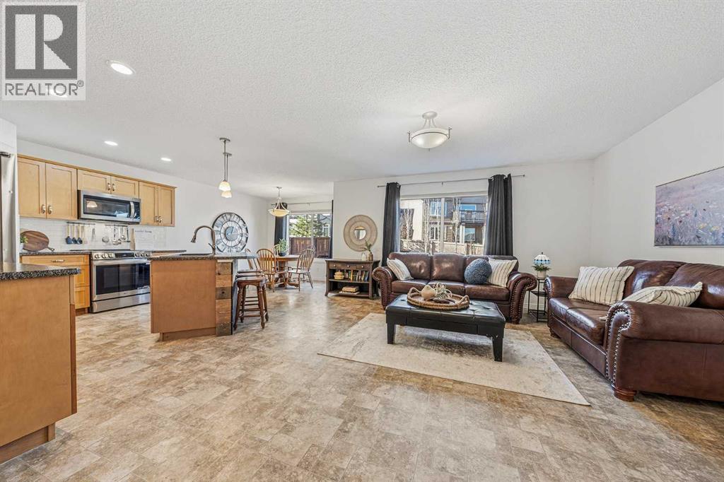 31 Jumping Pound Rise, Cochrane, Alberta  T4C 0K4 - Photo 5 - A2295455