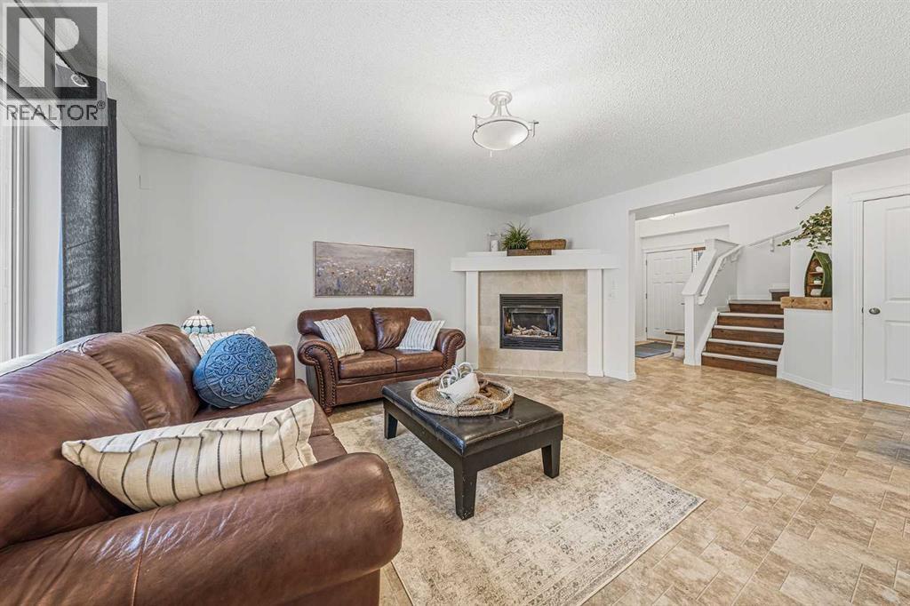 31 Jumping Pound Rise, Cochrane, Alberta  T4C 0K4 - Photo 6 - A2295455