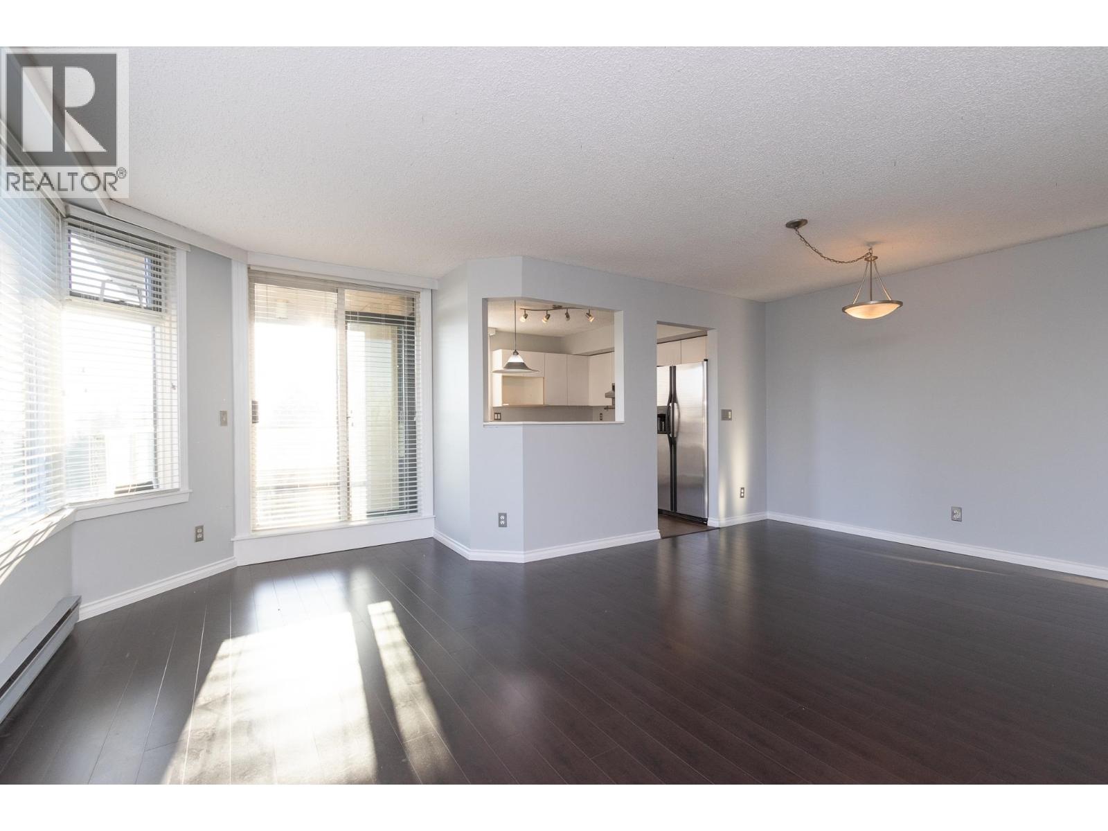 802 7321 Halifax Street, Burnaby, British Columbia  V5A 4R5 - Photo 3 - R3107859