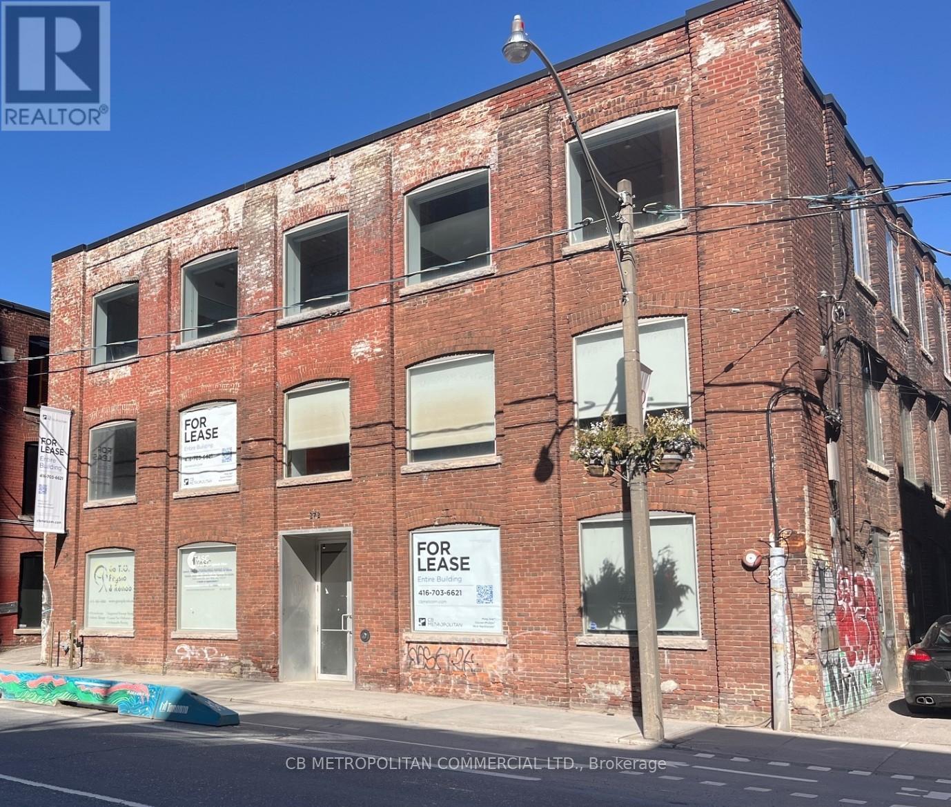 MAIN - 272 RICHMOND STREET E, Toronto, Ontario