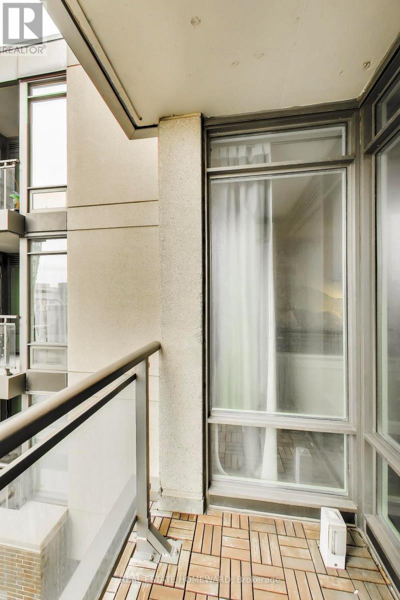 505 - 15 Brunel Court, Toronto, Ontario  M5V 3Y6 - Photo 14 - C12967842