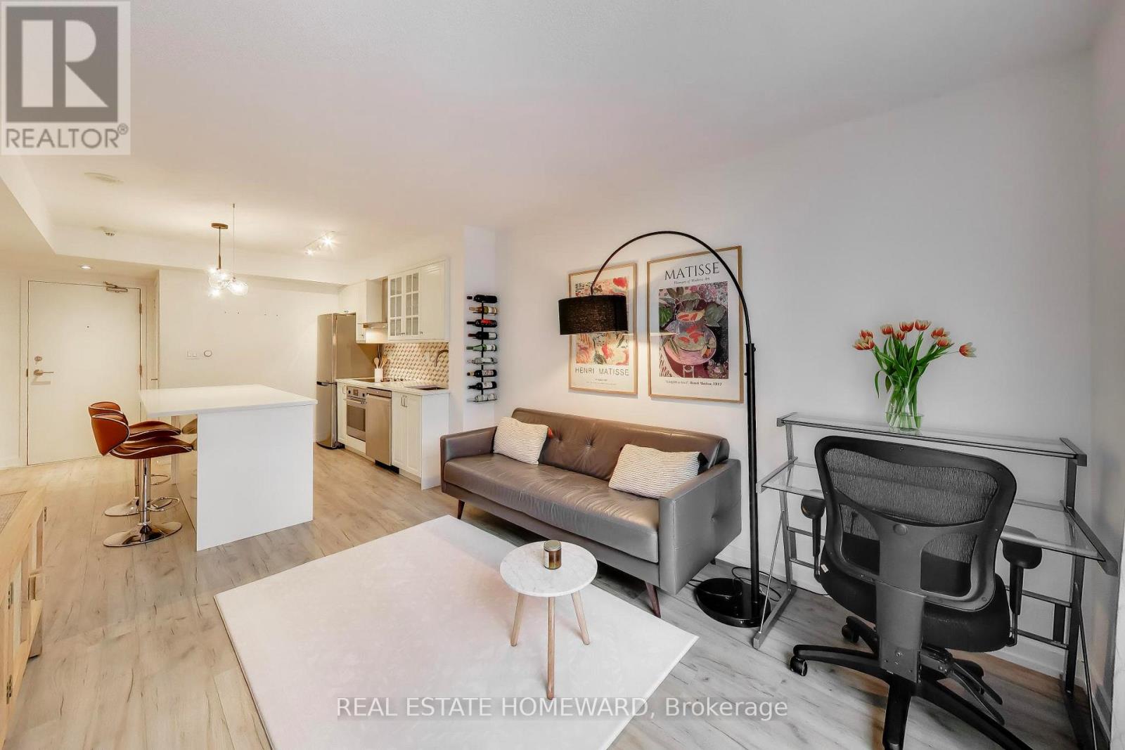 505 - 15 Brunel Court, Toronto, Ontario  M5V 3Y6 - Photo 4 - C12967842