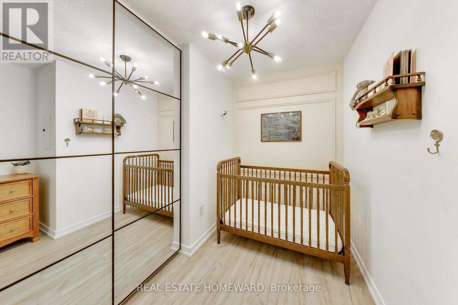 505 - 15 Brunel Court, Toronto, Ontario  M5V 3Y6 - Photo 8 - C12967842