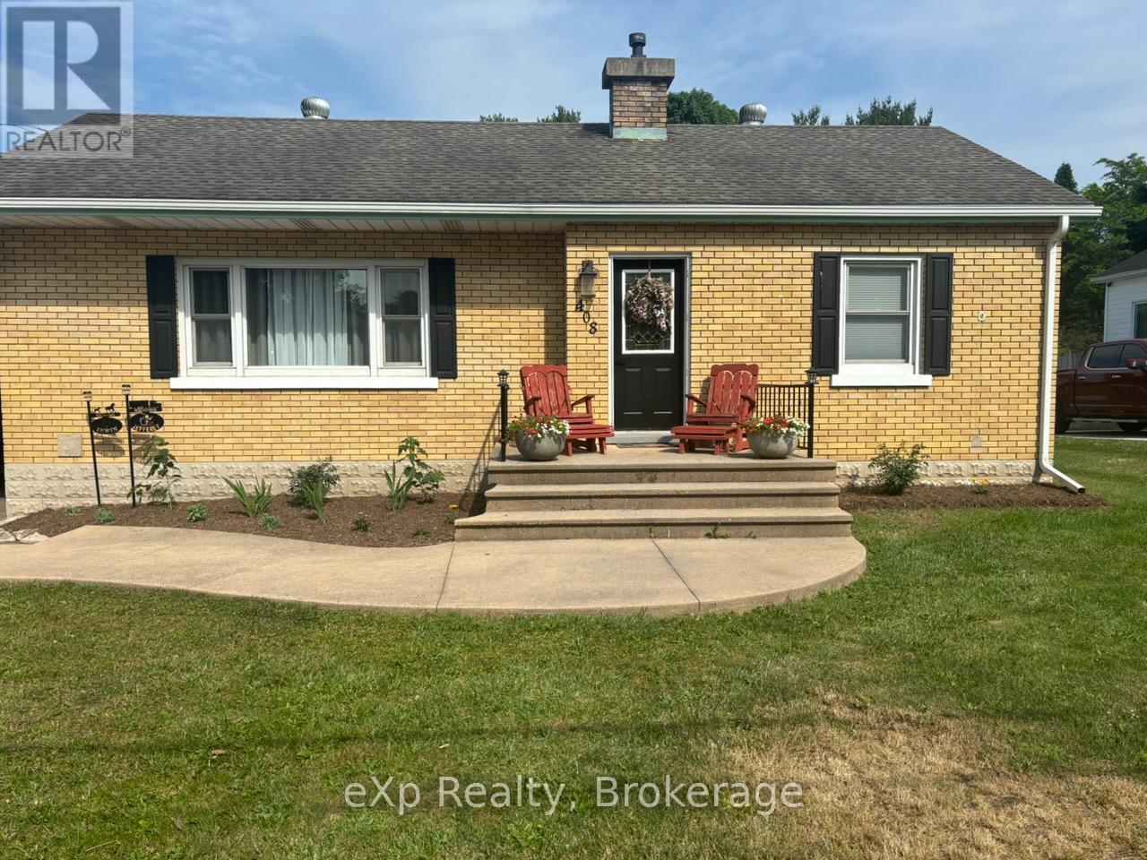 408 MCNAB STREET, Brockton, Ontario