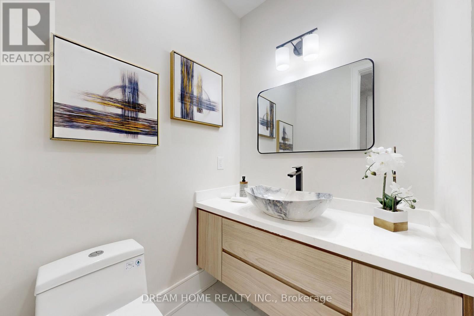 28 Scott Street, Whitby, Ontario  L1N 3L1 - Photo 11 - E12967818