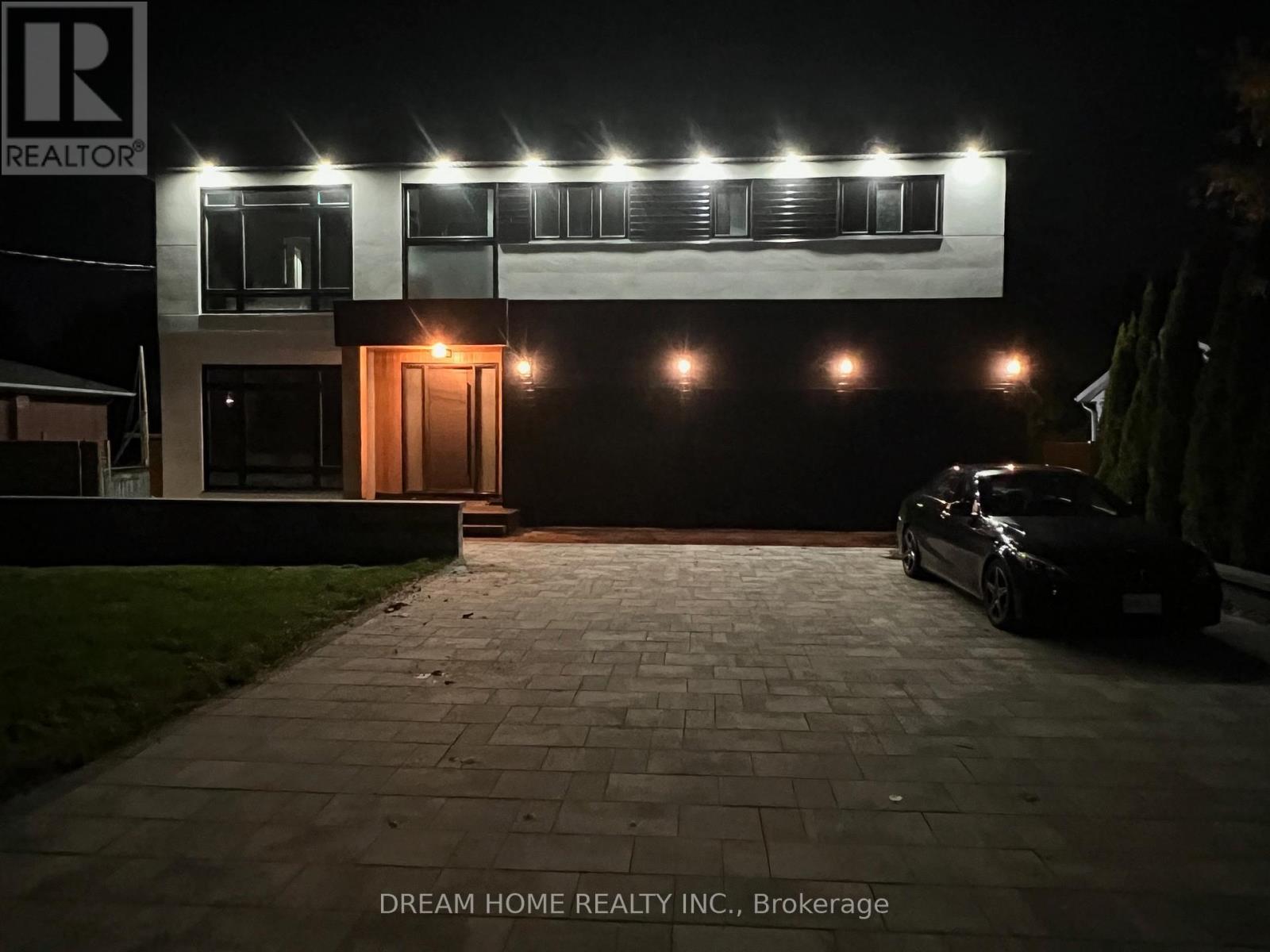 28 Scott Street, Whitby, Ontario  L1N 3L1 - Photo 2 - E12967818