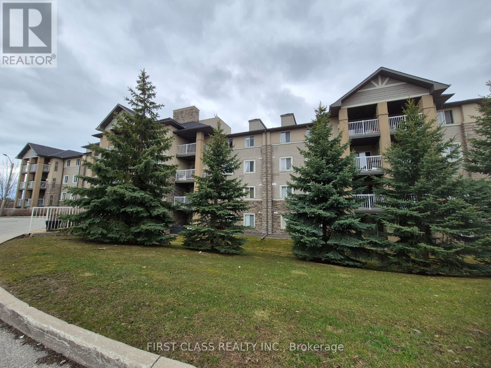 404 - 684 Warden Avenue, Toronto, Ontario  M1L 4W4 - Photo 2 - E12849622